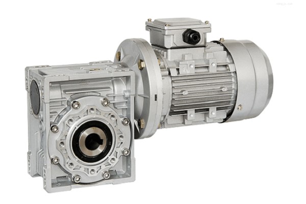 艾思捷技術告訴你：什么情況下減速機會出現(xiàn)漏油？.jpg
