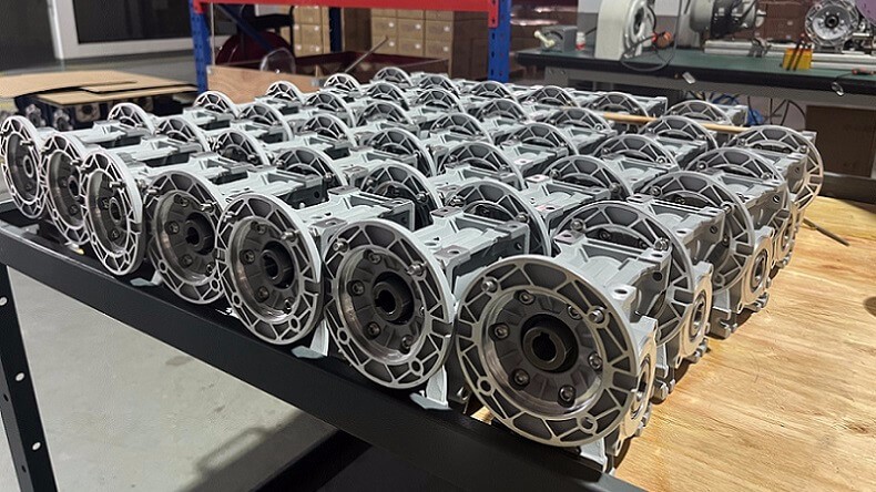 上海艾思捷蝸輪蝸桿減速機(jī)一般作用是什么？