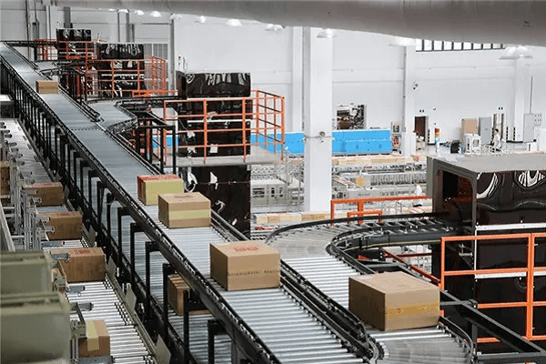 上海艾思捷減速機(jī)在運(yùn)輸線上的使用。