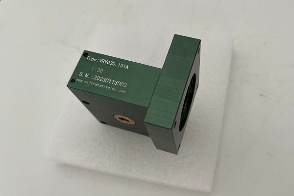 激光設(shè)備專(zhuān)用減速機(jī) 激光追蹤器減速機(jī) 激光設(shè)備用減速機(jī)(2).jpg